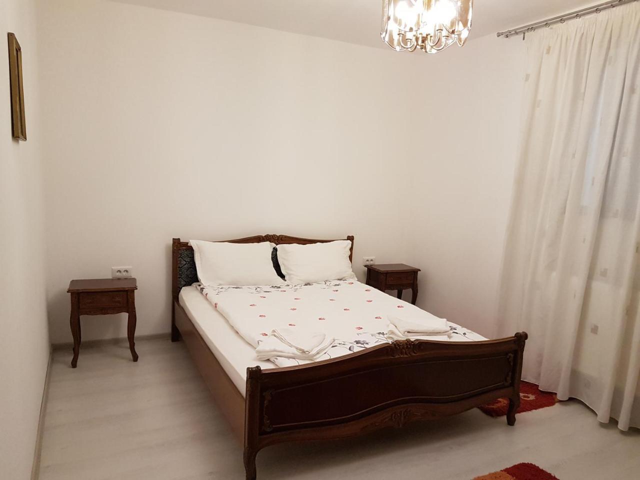 Rent Holding Apartments Iasi Exterior photo