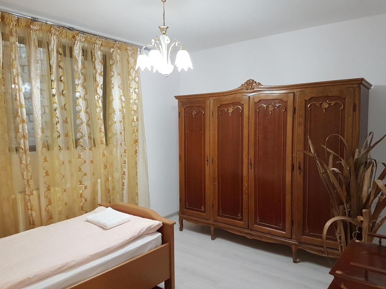 Rent Holding Apartments Iasi Exterior photo