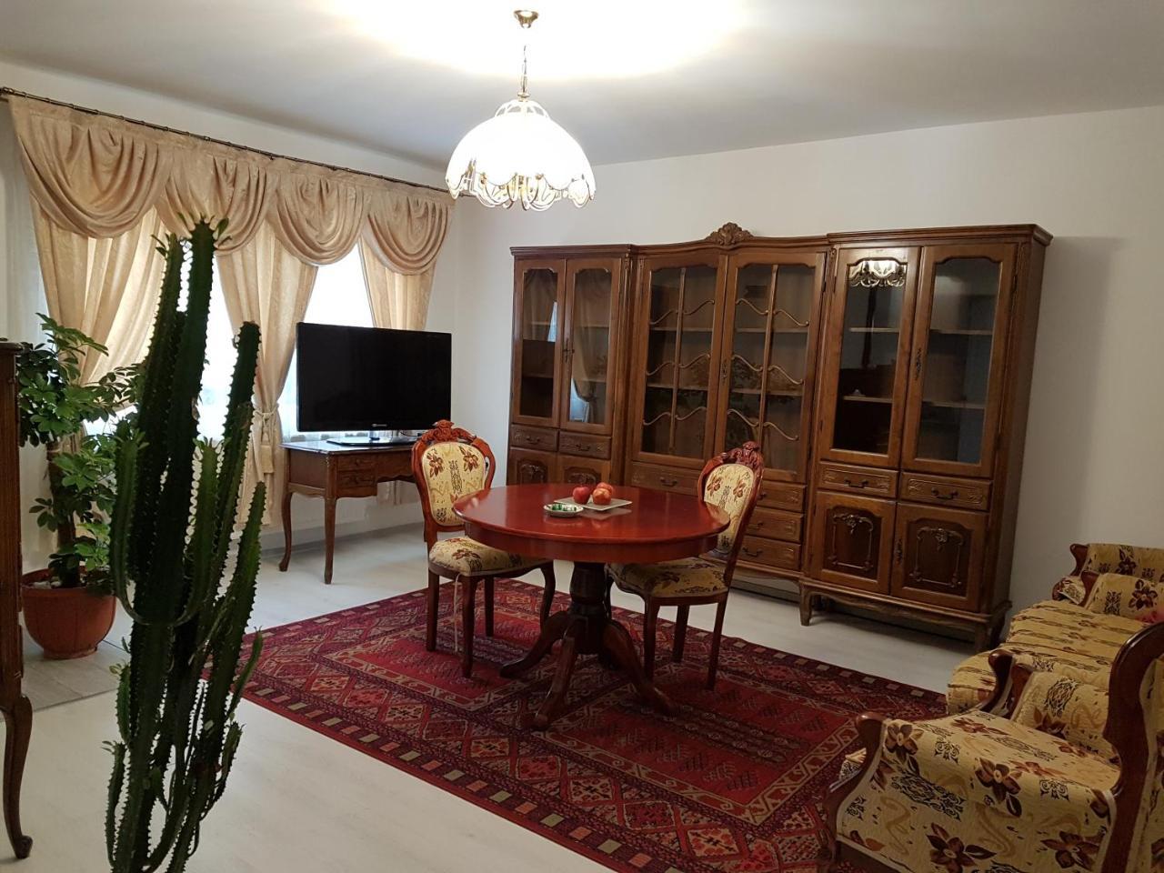 Rent Holding Apartments Iasi Exterior photo