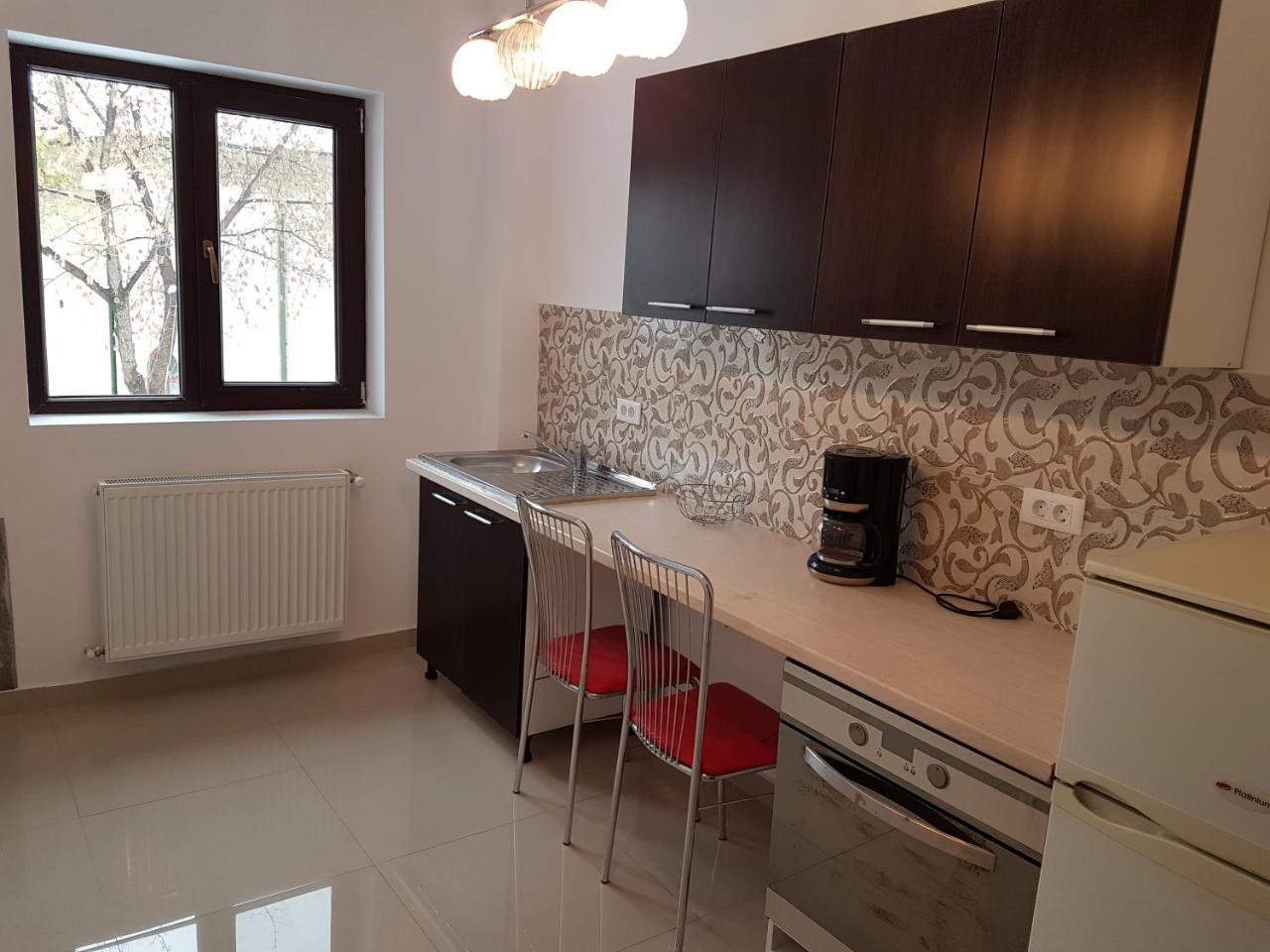 Rent Holding Apartments Iasi Exterior photo